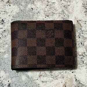 Men’s Louis Vuitton wallet